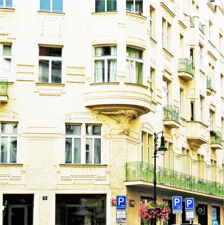 Old Town Square Superior Apartments - Valentin Prague Luaran gambar