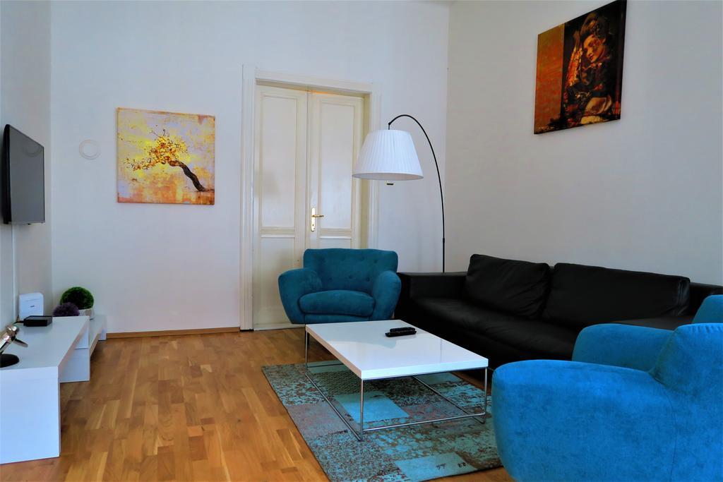 Old Town Square Superior Apartments - Valentin Prague Luaran gambar