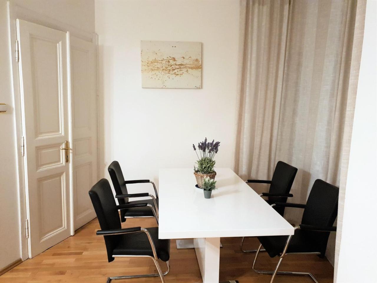 Old Town Square Superior Apartments - Valentin Prague Luaran gambar